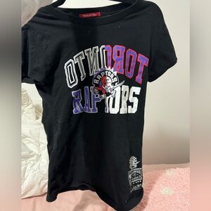 Women’s raptors t shirt